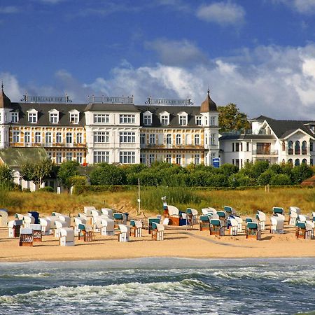 Seetelhotel Ahlbecker Hof ゼーバート・ヘリングスドルフ エクステリア 写真 The Grand Hotel Kurhaus