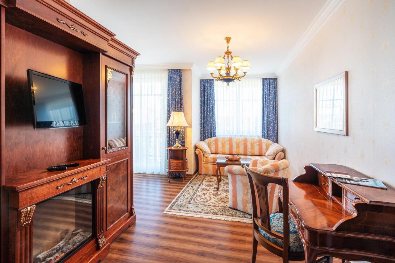 Seetelhotel Ahlbecker Hof ゼーバート・ヘリングスドルフ エクステリア 写真 Suite