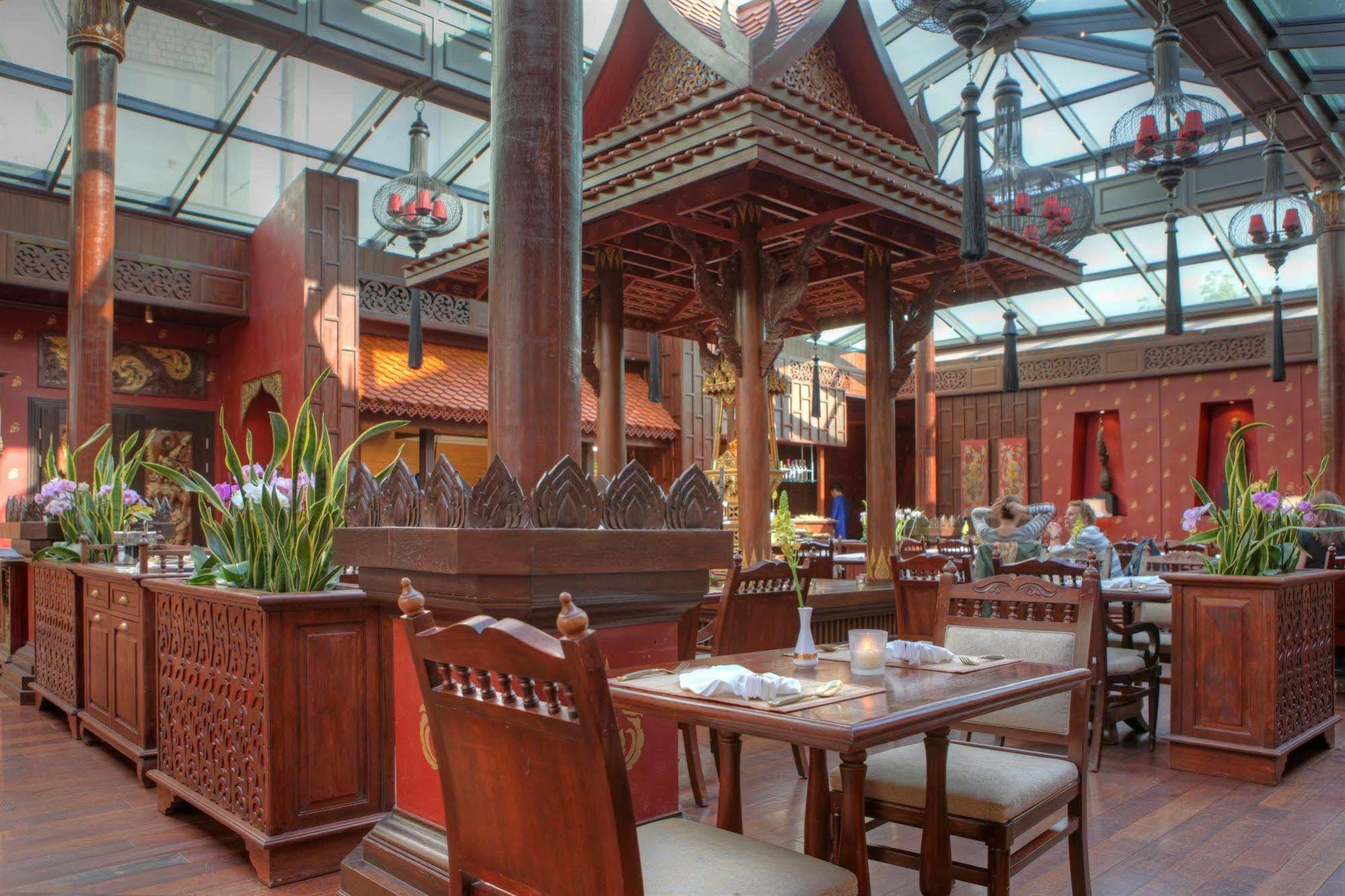 Seetelhotel Ahlbecker Hof ゼーバート・ヘリングスドルフ エクステリア 写真 The interior of the restaurant